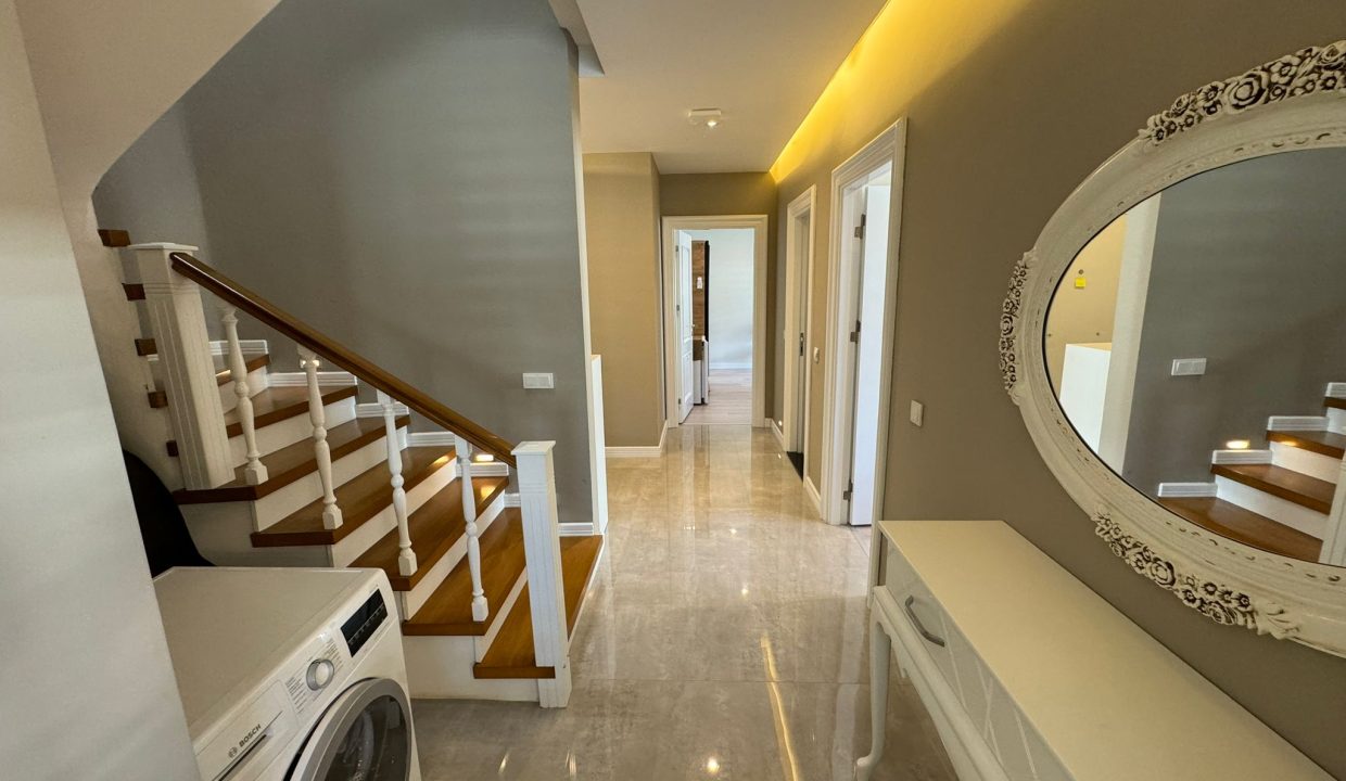 WhatsApp Image 2026-04-21 at 12.18.18 (5)