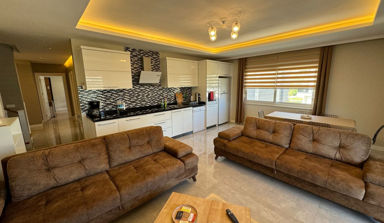 WhatsApp Image 2026-04-21 at 12.18.18 (6)